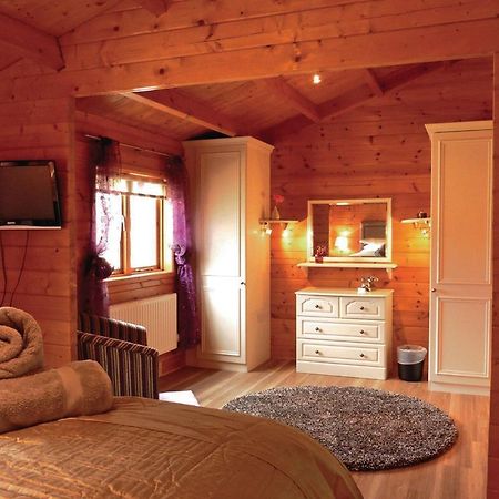 Mill Meadow Lodges Llanbister Eksteriør bilde
